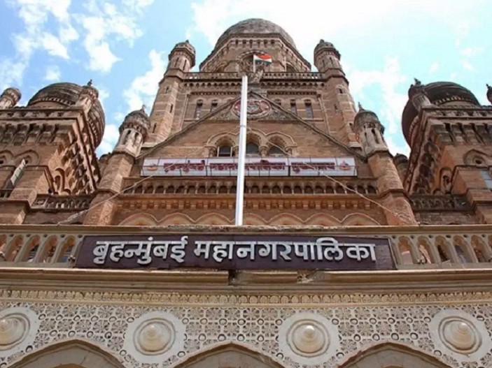 लापरवाही पर बीएमसी का कड़ा प्रहार: मुंबई के जिन होटलों में नहीं मिले फायर सेफ्टी के इंतजाम, वहां बंद होगी लाइट और पानी की सप्लाई